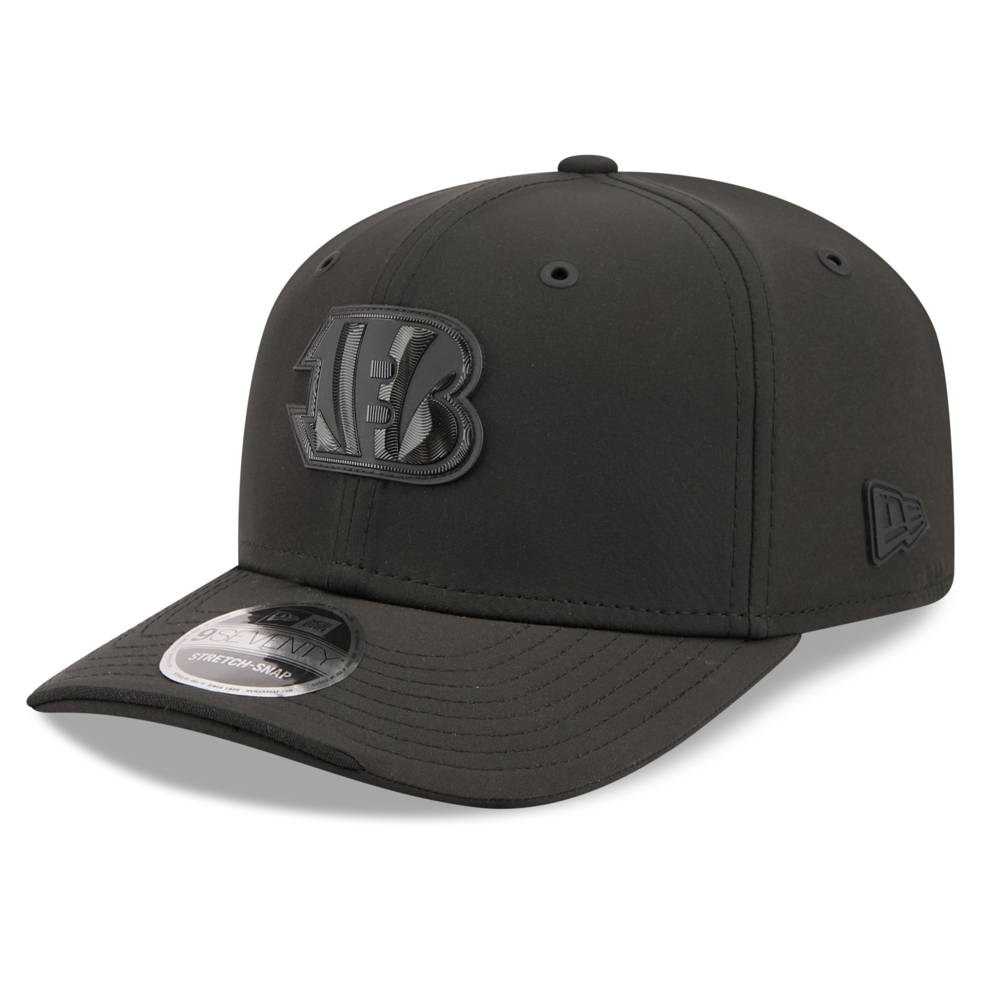 Men's New Era Black Cincinnati Bengals 2026 Sideline 9SEVENTY Adjustable Hat
