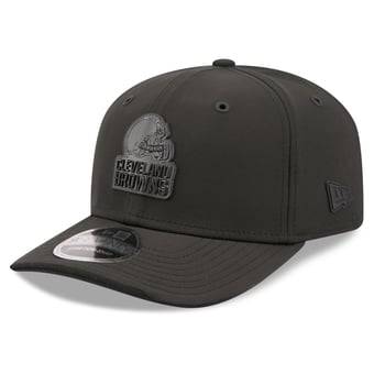 Men's New Era Black Cleveland Browns 2026 Sideline 9SEVENTY Adjustable Hat