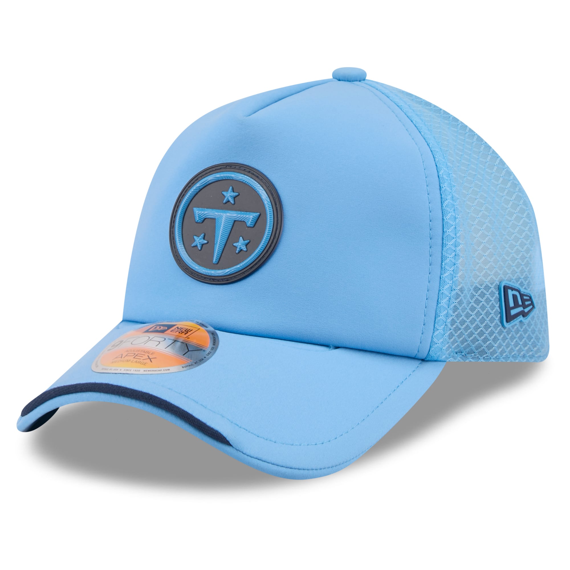 Men's New Era Light Blue Tennessee Titans 2026 Sideline Apex 9FORTY Adjustable Trucker Hat