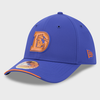 Men's New Era Royal Denver Broncos 2026 Sideline Throwback 39THIRTY M-Crown Flex Hat