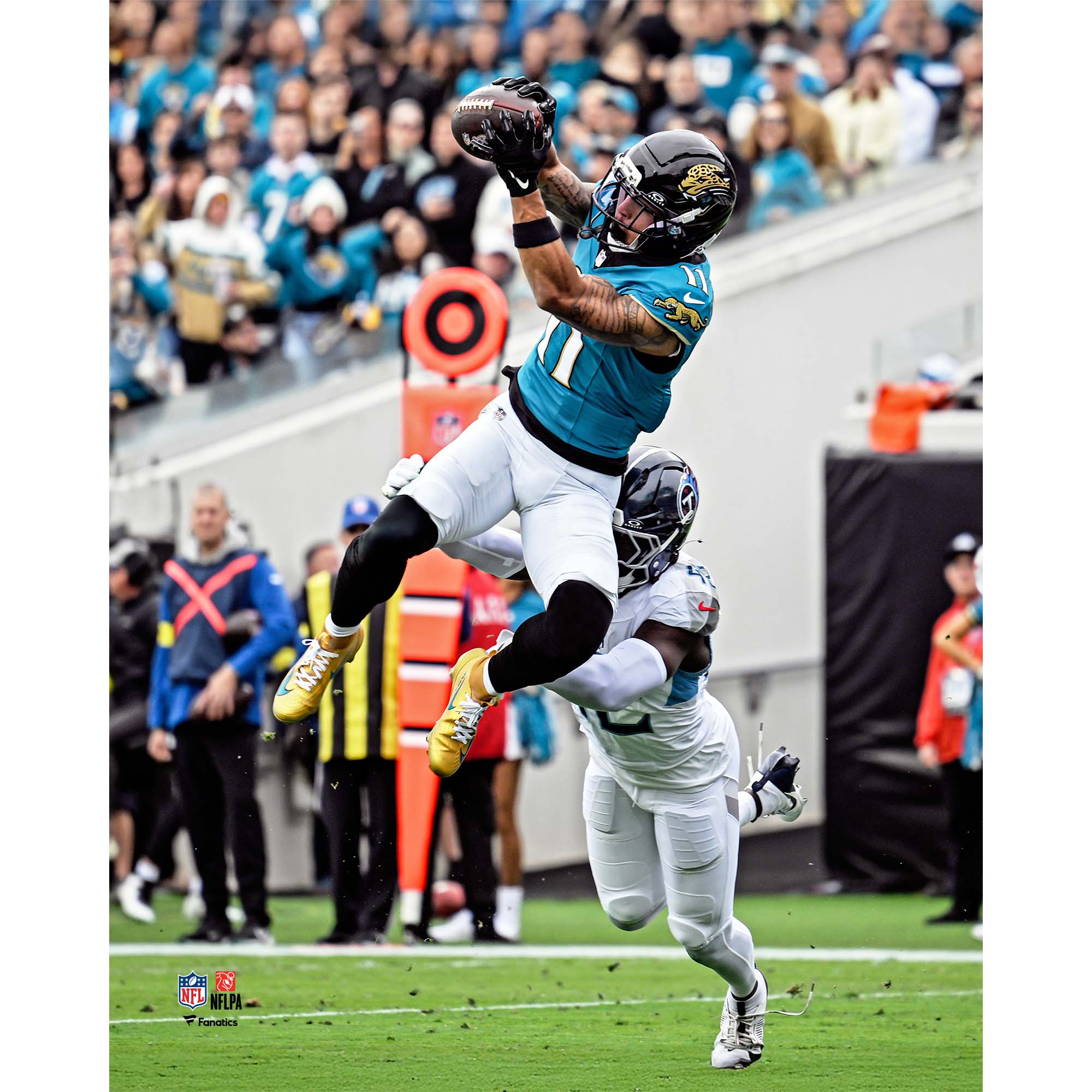 Parker Washington Jacksonville Jaguars Unsigned 2025 Week 18 Touchdown Catch Photograph