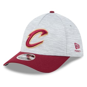 Men's New Era  Gray Cleveland Cavaliers 39THIRTY M-Crown Tech Stretch Hat