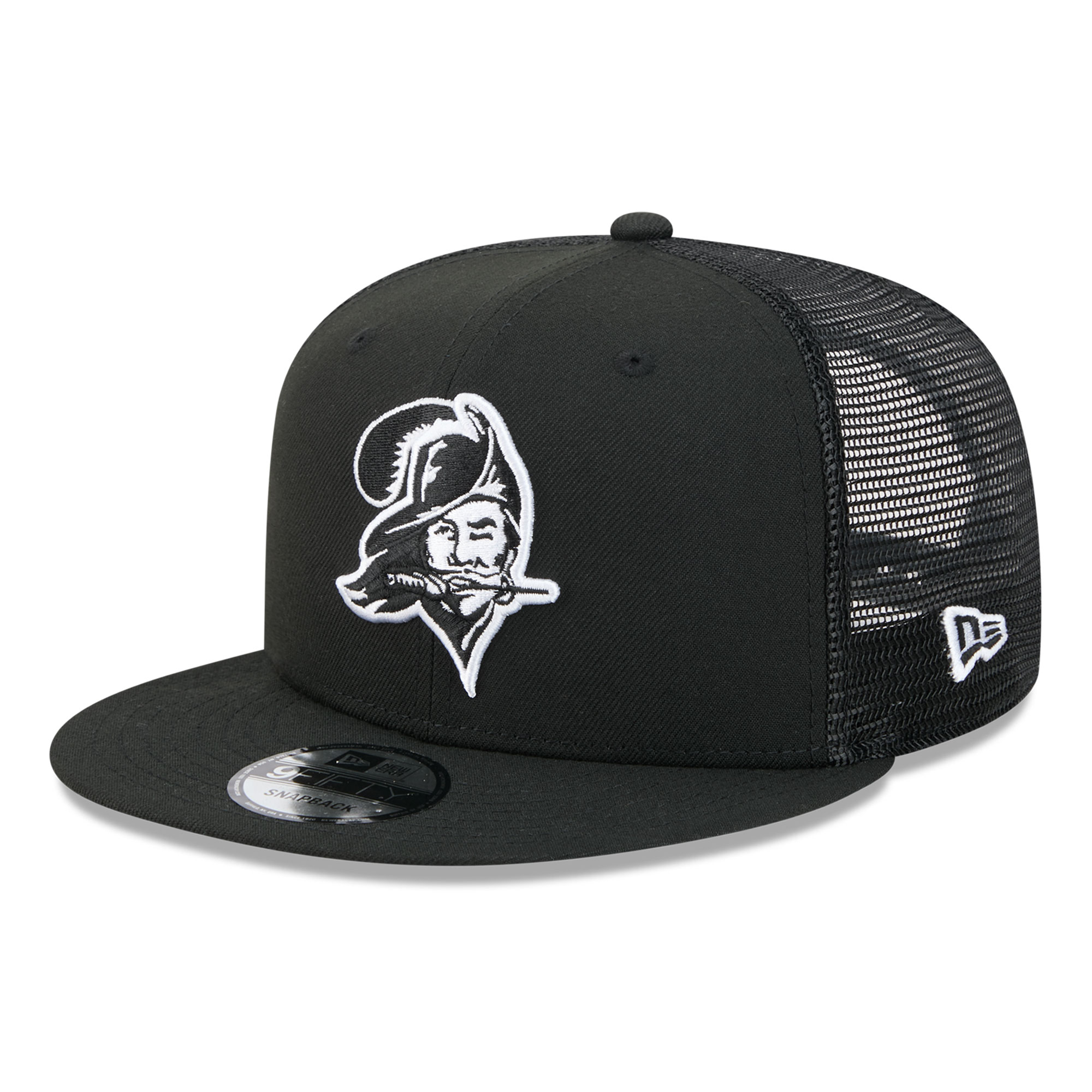 Men's New Era Black/White Tampa Bay Buccaneers 9FIFTY Snapback Trucker Hat