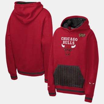 Youth Mitchell & Ness  Red Chicago Bulls Playmaker Fashion Fleece Hoodie