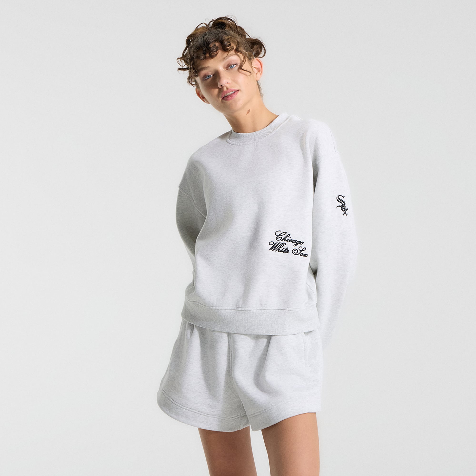 Women's lululemon Heathered Core Ultra Light Grey Chicago White Sox Oversized Steady State Crew