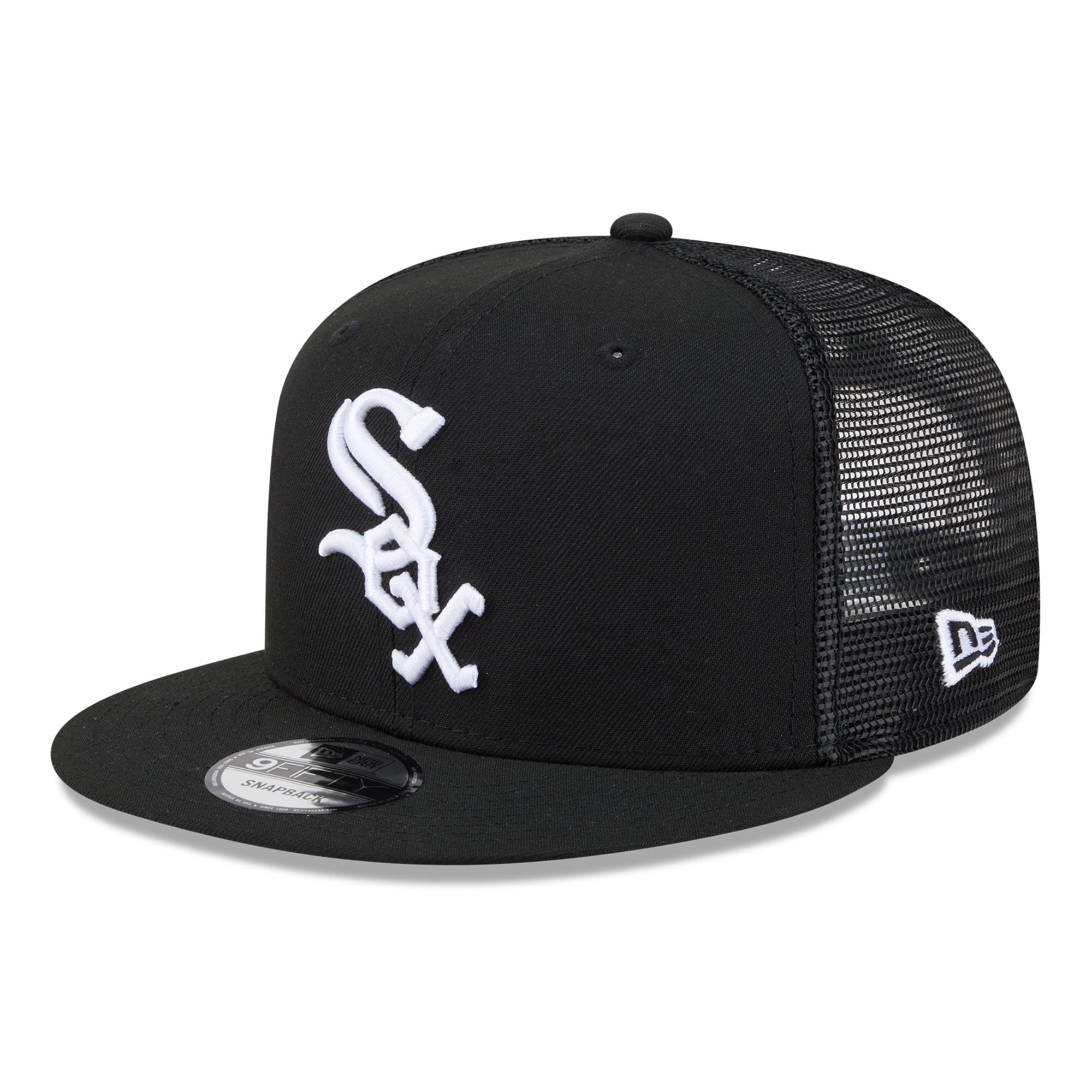 Men's New Era Black Chicago White Sox 9FIFTY Adjustable Trucker Hat