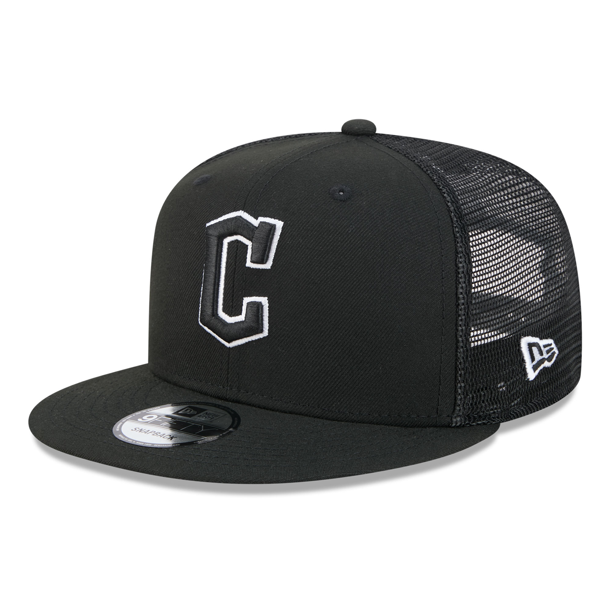 Men's New Era Black Cleveland Guardians 9FIFTY Adjustable Trucker Hat
