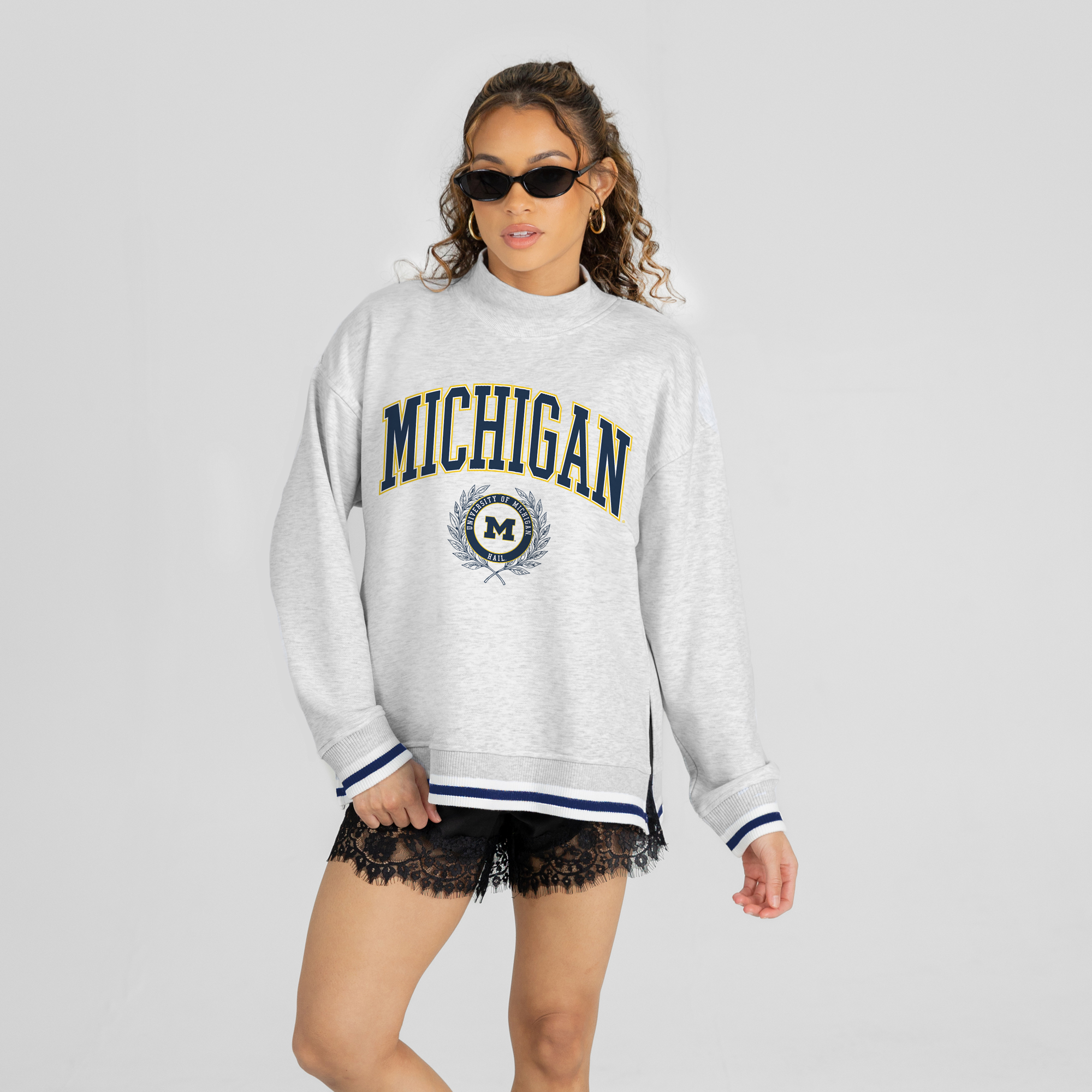 Women’s Gameday Couture Heather Gray Michigan Wolverines Rally Point Contrast Stripe Mock Neck Sweatshirt