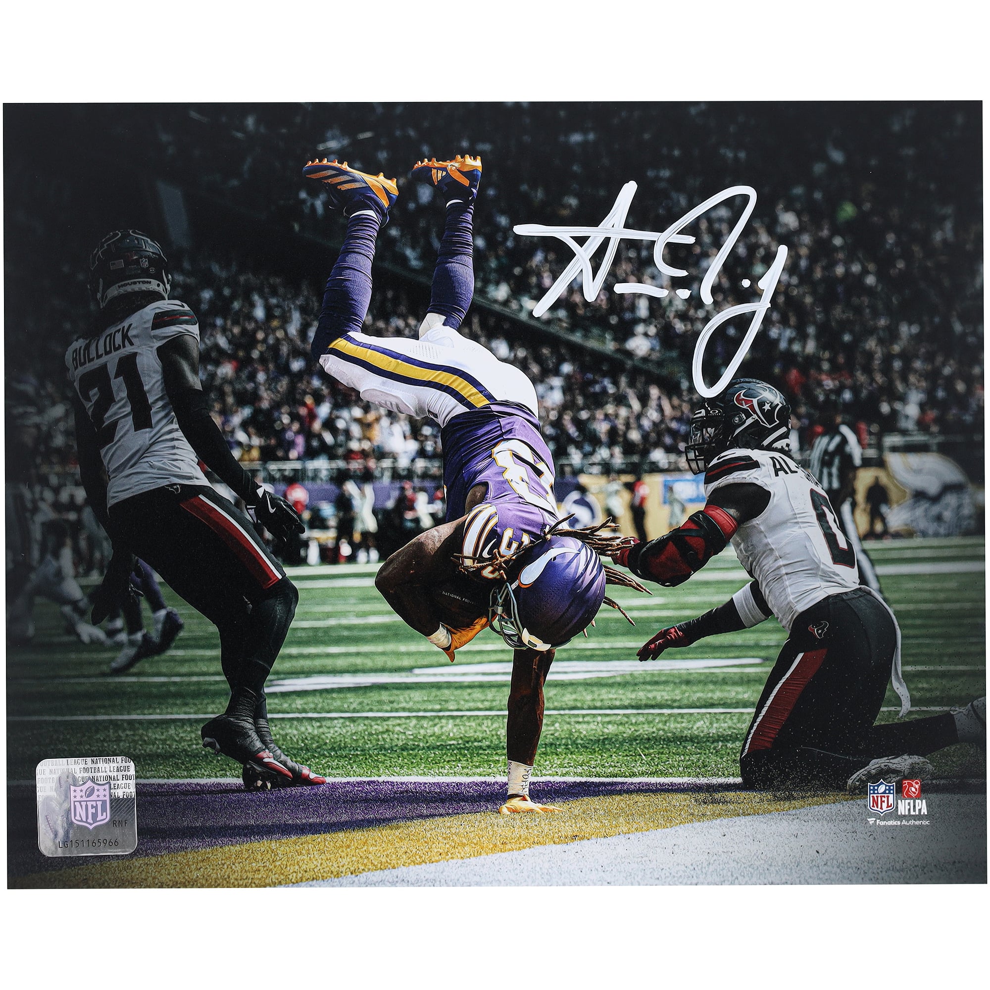 Aaron Jones Minnesota Vikings Autographed 8" x 10" Touchdown Flip Spotlight Photograph