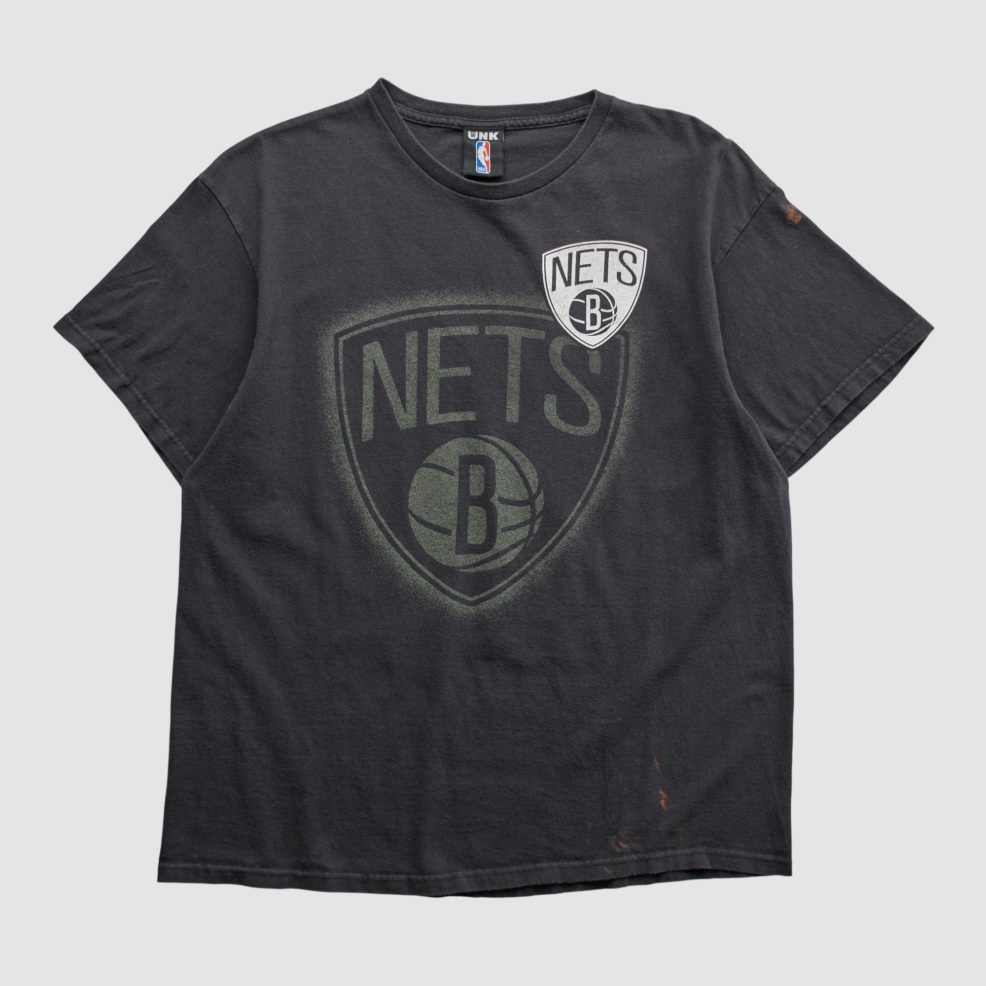 Brooklyn Nets UNK 2010s T-shirt – Black – M by Fanatics Real Vintage Brooklyn Nets UNK 2010s T-shirt – Black – M by Fanatics Real Vintage