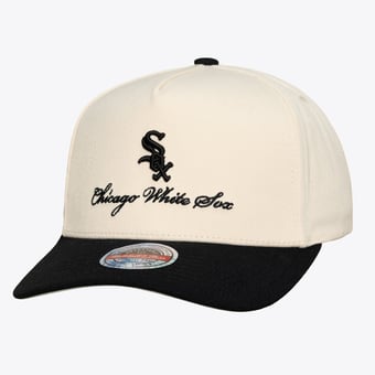 Men's Mitchell & Ness Cream/Black Chicago White Sox Flawless Stretch Snapback Hat