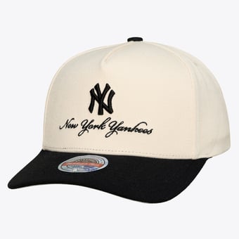 Men's Mitchell & Ness Cream/Black New York Yankees Flawless Stretch Snapback Hat