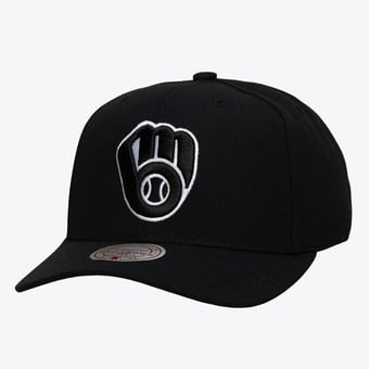Men's Mitchell & Ness Black Milwaukee Brewers Black and White Pro Crown Snapback