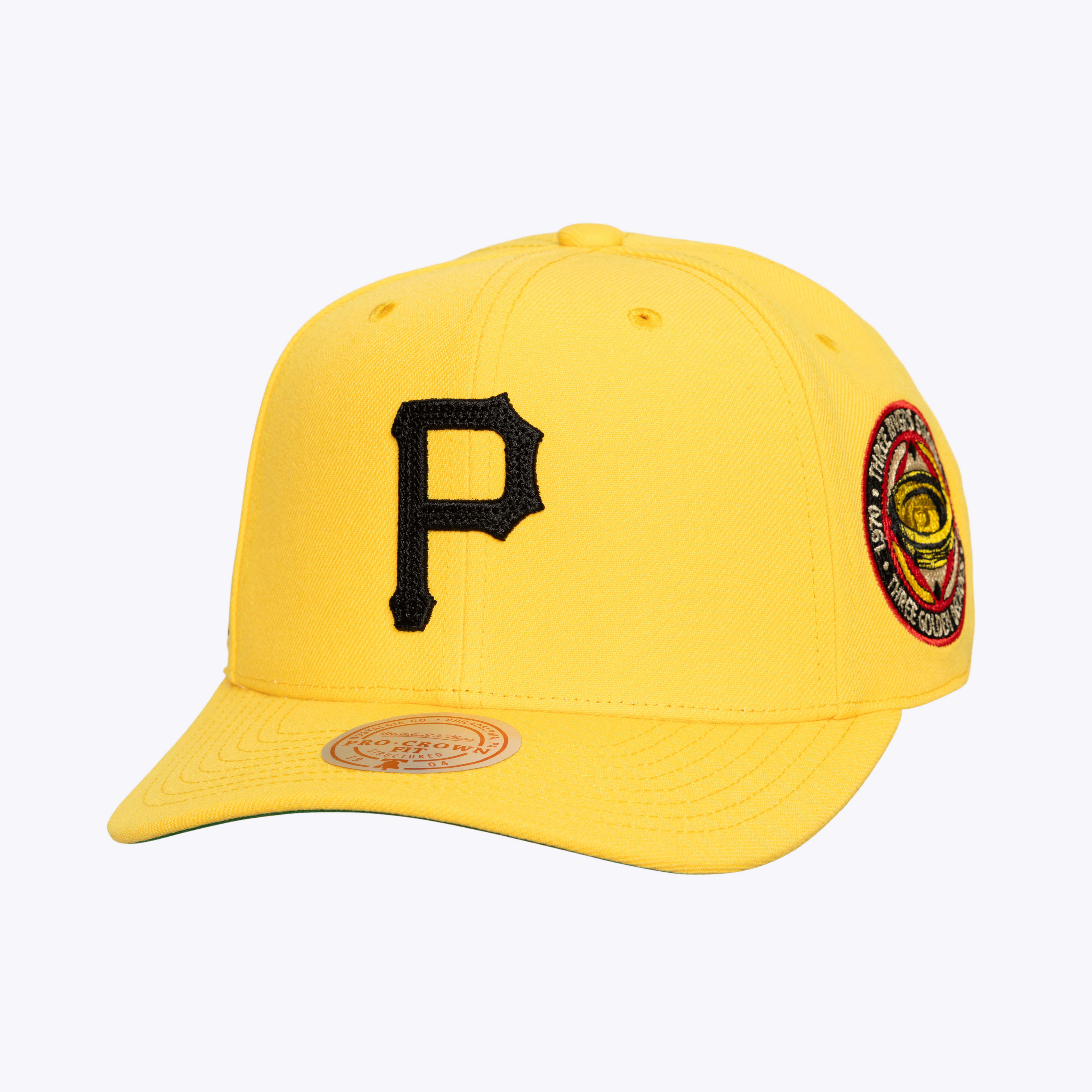 Men's Mitchell & Ness  Gold Pittsburgh Pirates Secondary Pro Snapback Hat