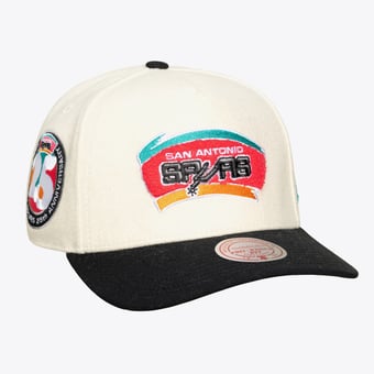 Unisex Mitchell & Ness Cream San Antonio Spurs Cream Team Pro Adjustable Hat