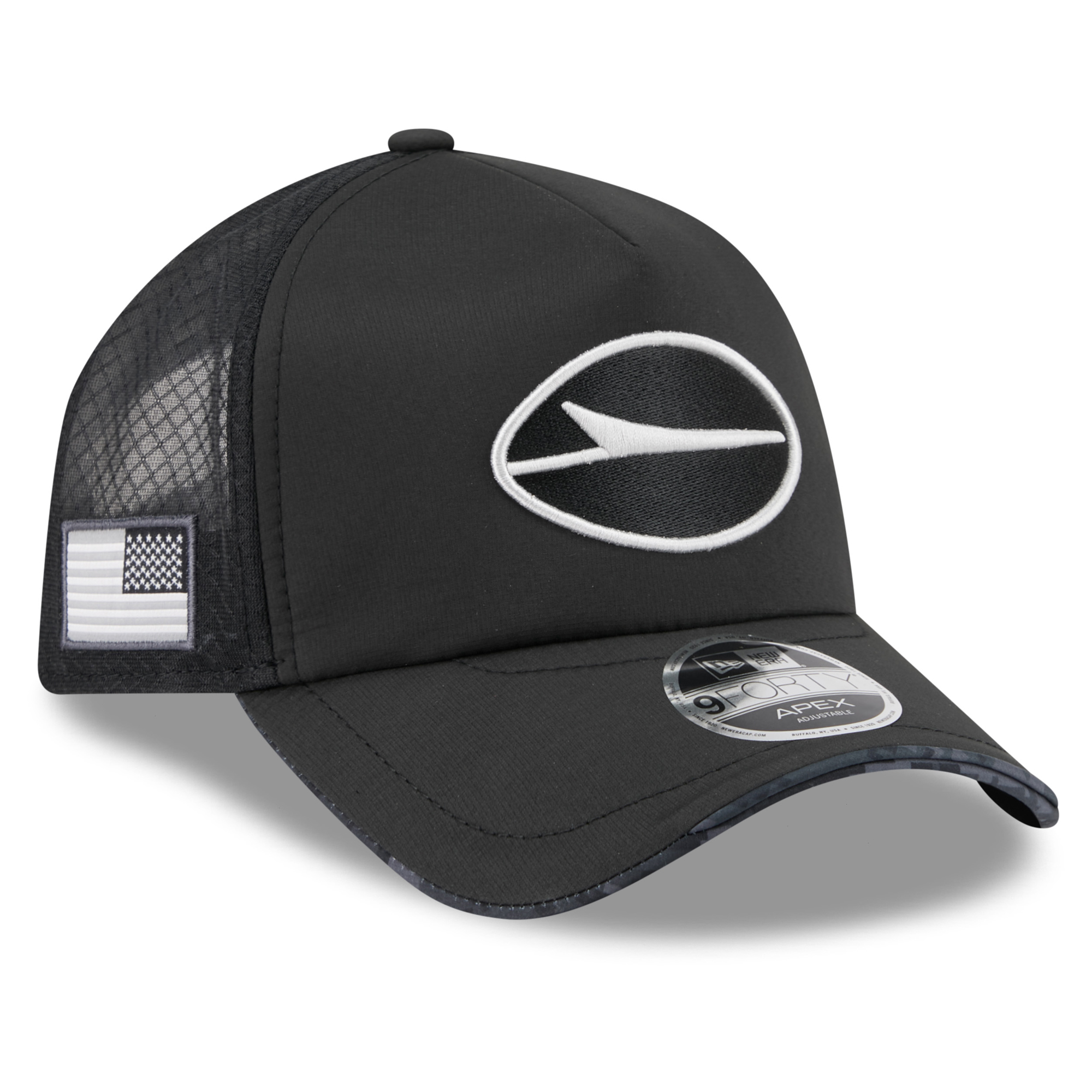 Men's New Era Black New York Jets 2026 Salute To Service Apex 9FORTY Adjustable Trucker Hat