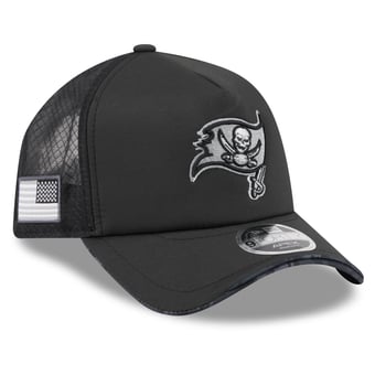 Men's New Era Black Tampa Bay Buccaneers 2026 Salute To Service Apex 9FORTY Adjustable Trucker Hat
