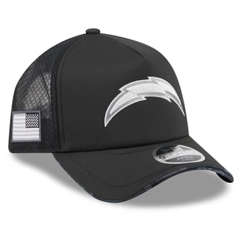 Men's New Era Black Los Angeles Chargers 2026 Salute To Service Apex 9FORTY Adjustable Trucker Hat