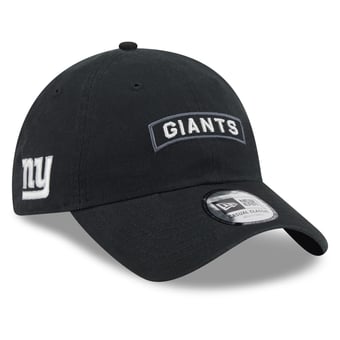 Men's New Era Black New York Giants 2026 Salute To Service Casual Classic Adjustable Hat