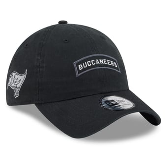 Men's New Era Black Tampa Bay Buccaneers 2026 Salute To Service Casual Classic Adjustable Hat