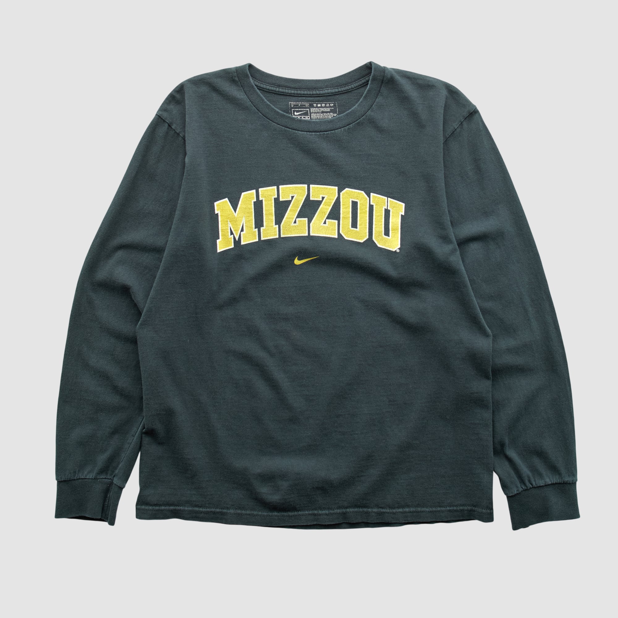 Missouri Tigers Nike 2000s Long Sleeve T-shirt - Green - S by Fanatics Real Vintage