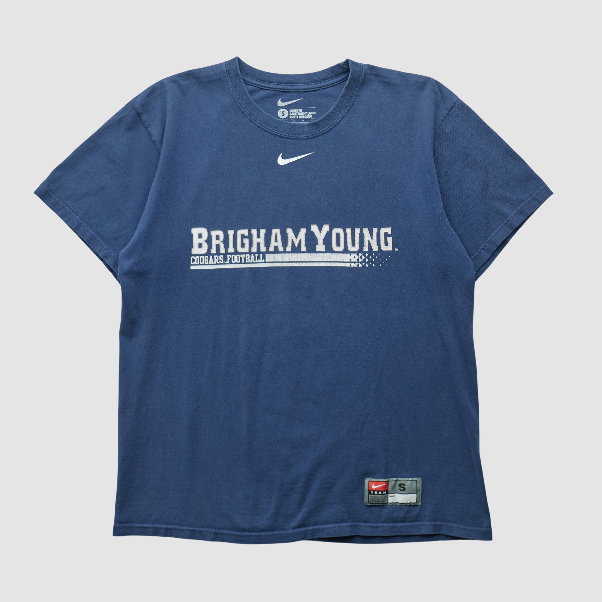 BYU Cougars Nike 2000s T-shirt - Navy - S by Fanatics Real Vintage