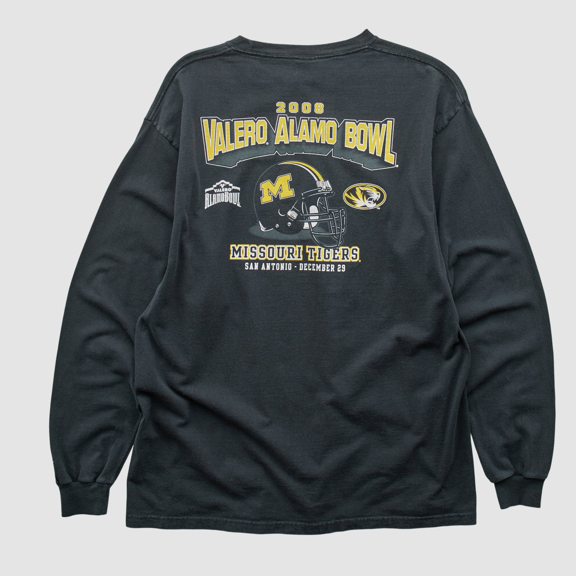 Valero Alamo Bowl Champion 2008 Long Sleeve T-shirt - Black - XL by Fanatics Real Vintage