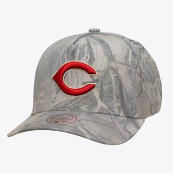 Men's Mitchell & Ness Camo Cincinnati Reds Perfect Pro Pinch Adjustable Hat