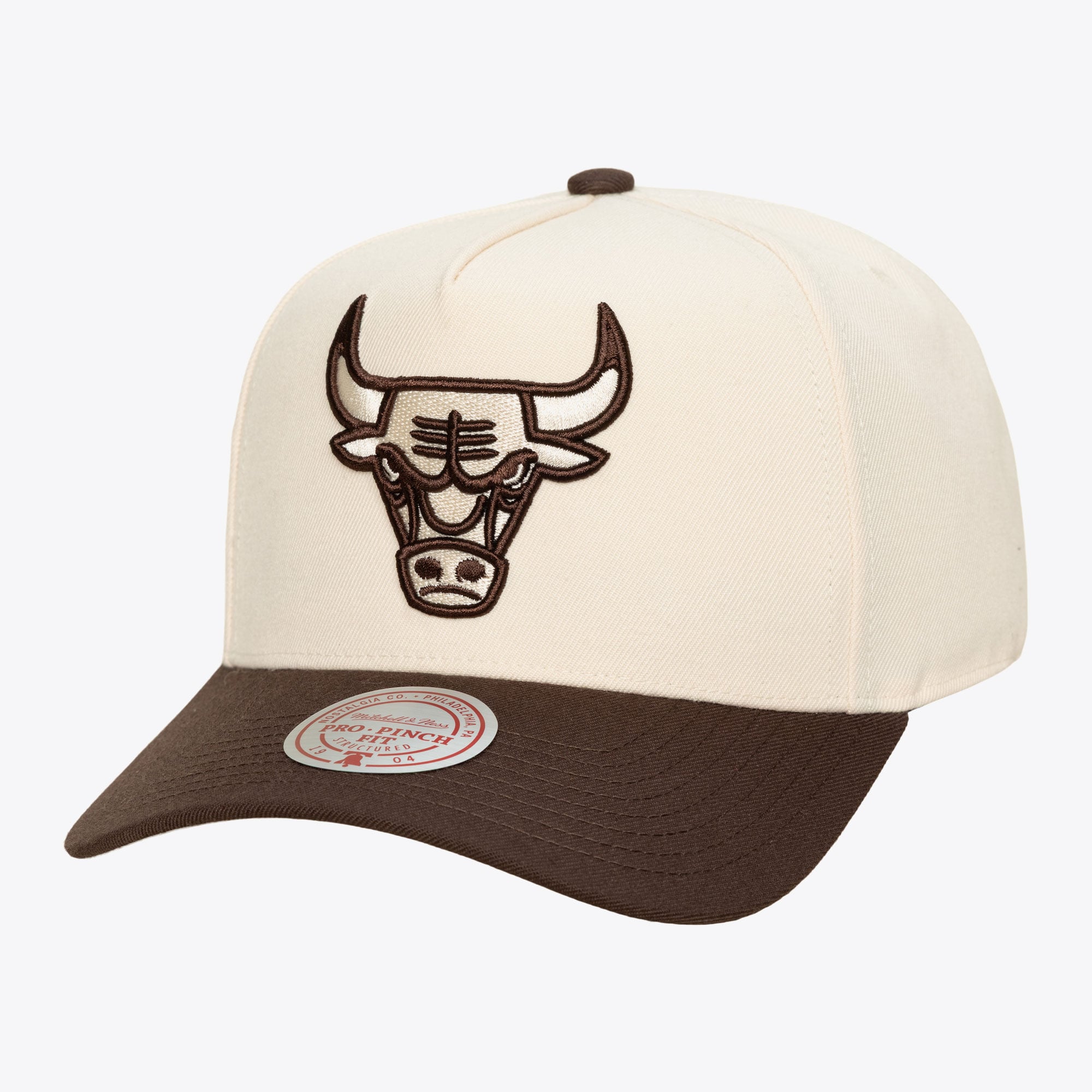Men's Mitchell & Ness Cream Chicago Bulls Brown and Cream Pro Pinch Snapback Hat