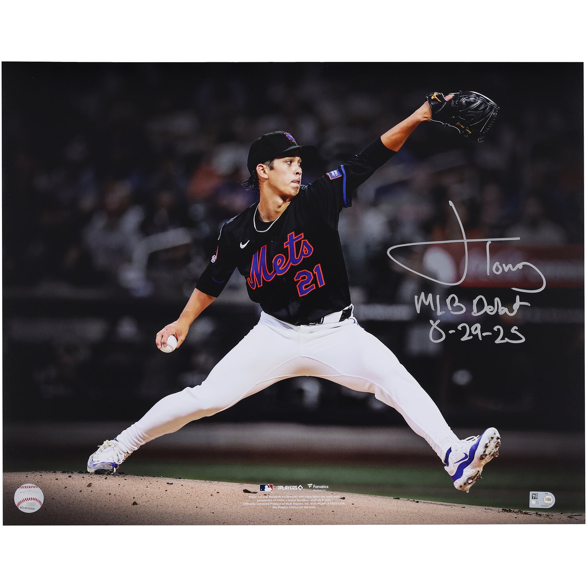 Jonah Tong New York Mets Autographed 16" x 20" Pitching in Debut Spotlight Photograph with "MLB Debut 8-29-25" Inscription