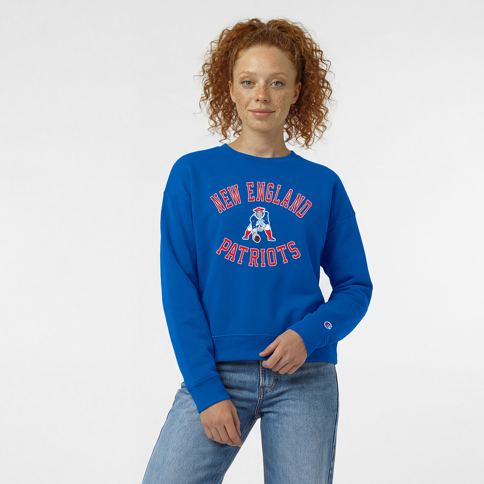 Women's Champion  Royal New England Patriots Heart & Soul Powerblend Sweatshirt