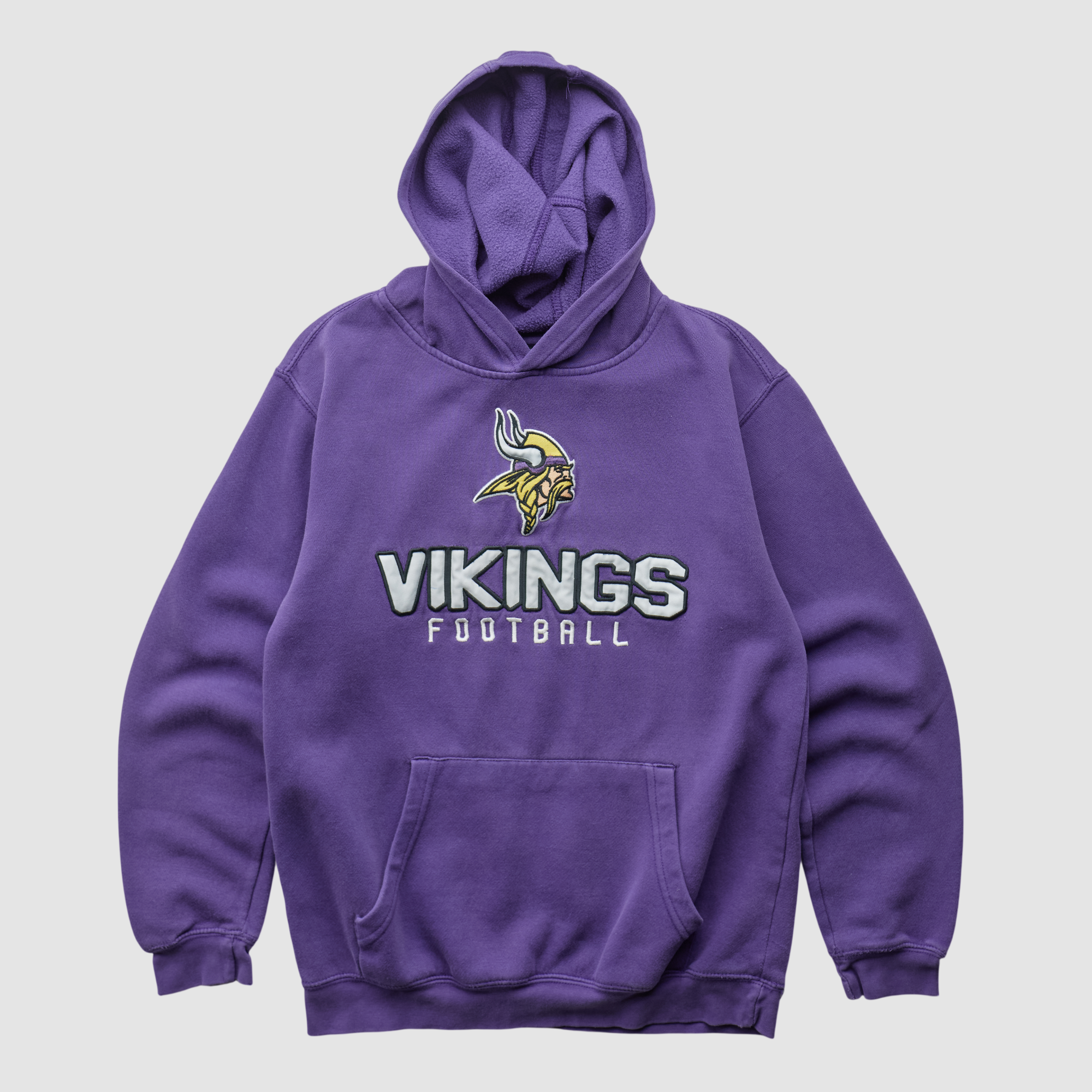 Minnesota Vikings 2000s Hooded Pullover Sweatshirt – Purple – XS by Fanatics Real Vintage Minnesota Vikings 2000s Hooded Pullover Sweatshirt – Purple – XS by Fanatics Real Vintage