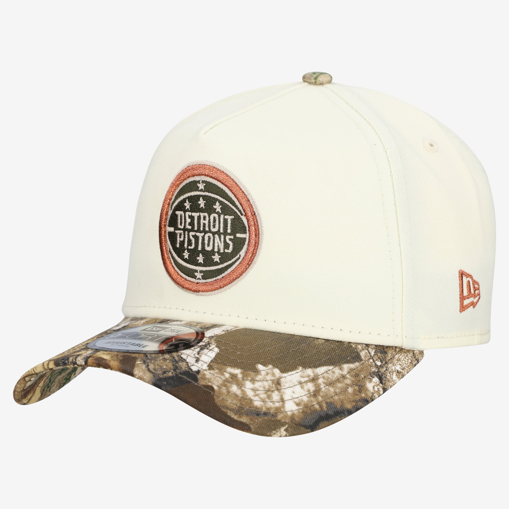 New Era Men's Cream Detroit Pistons Realtree Chrome Two-Tone 9FORTY A-Frame Adjustable Hat - Cream, Realtree Camo