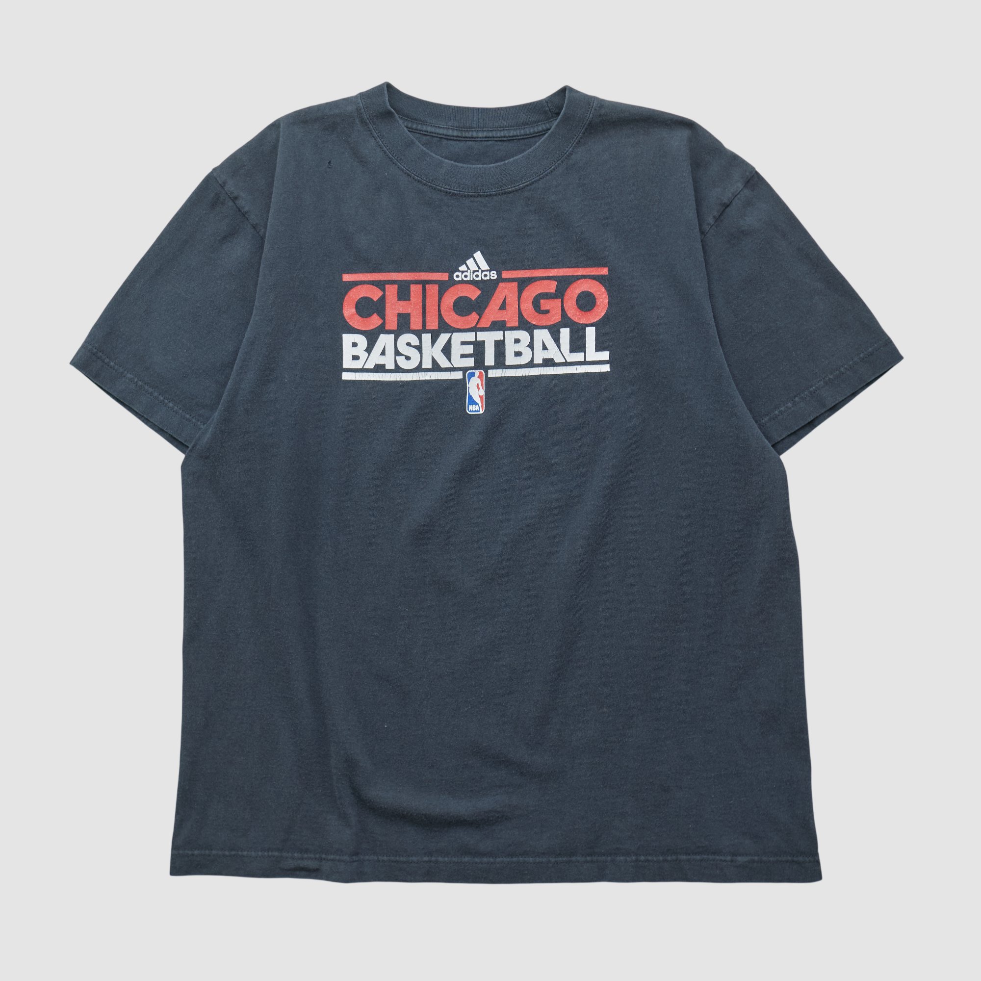 Chicago Bulls Adidas 2000s T-shirt - Black - S by Fanatics Real Vintage