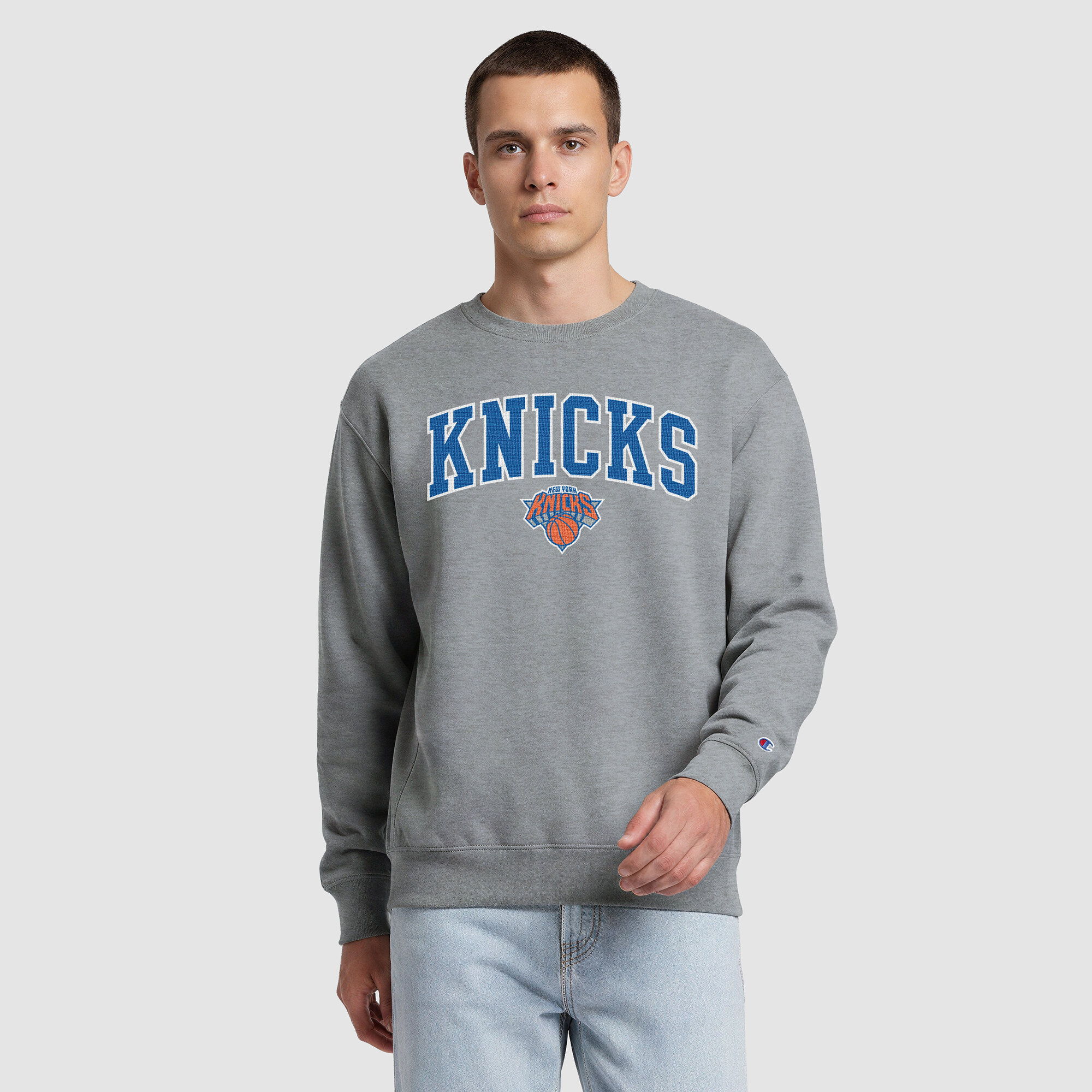 Champion Men's Gray New York Knicks Contrast Crewneck Sweatshirt - Gray, Royal