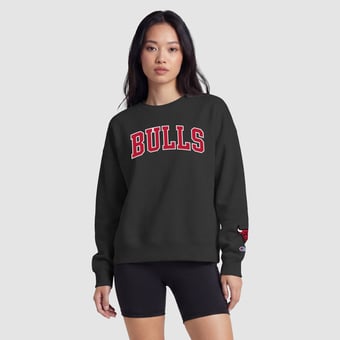 Women's Champion  Black Chicago Bulls Contrast Crewneck Sweatshirt