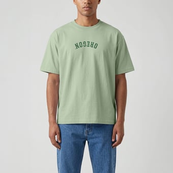 Men's Uscape Apparel Green Oregon Ducks Upside Down Embroidered Vintage Heavyweight T-Shirt