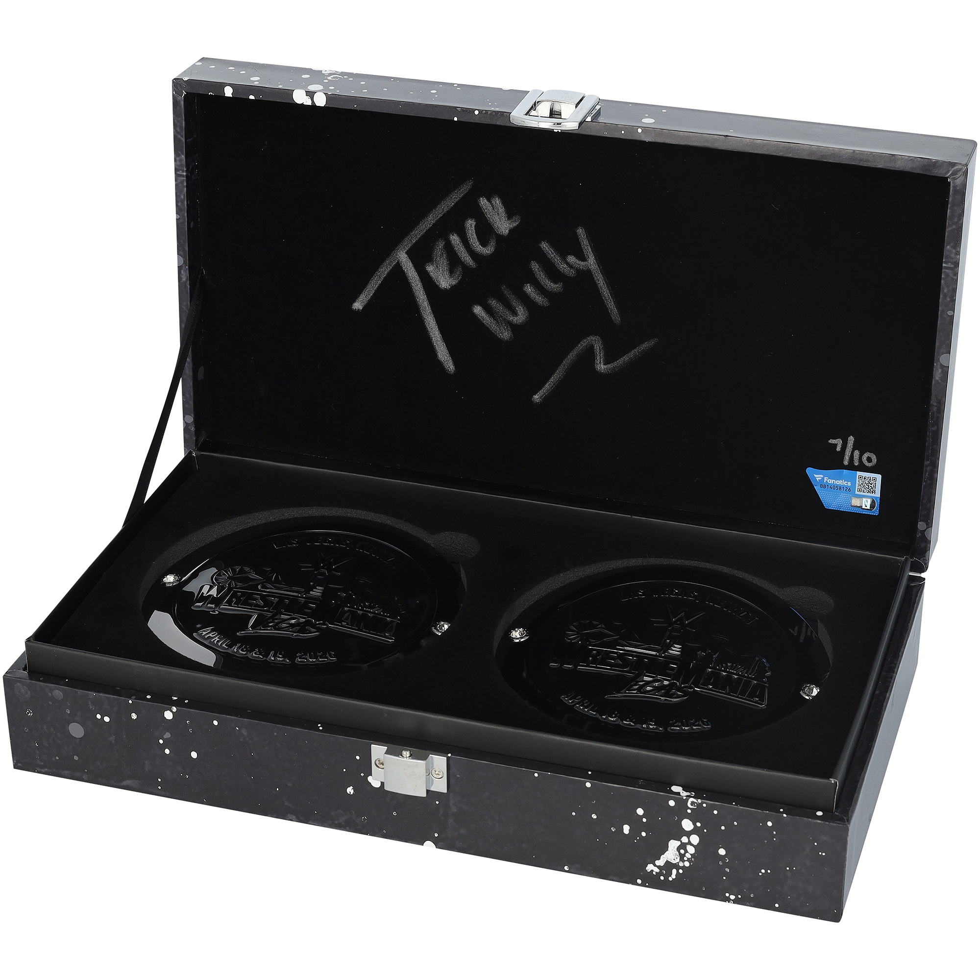 Trick Williams WWE Autographed WrestleMania 42 Side Plate Set In Gift Box - Limited Edition of 10