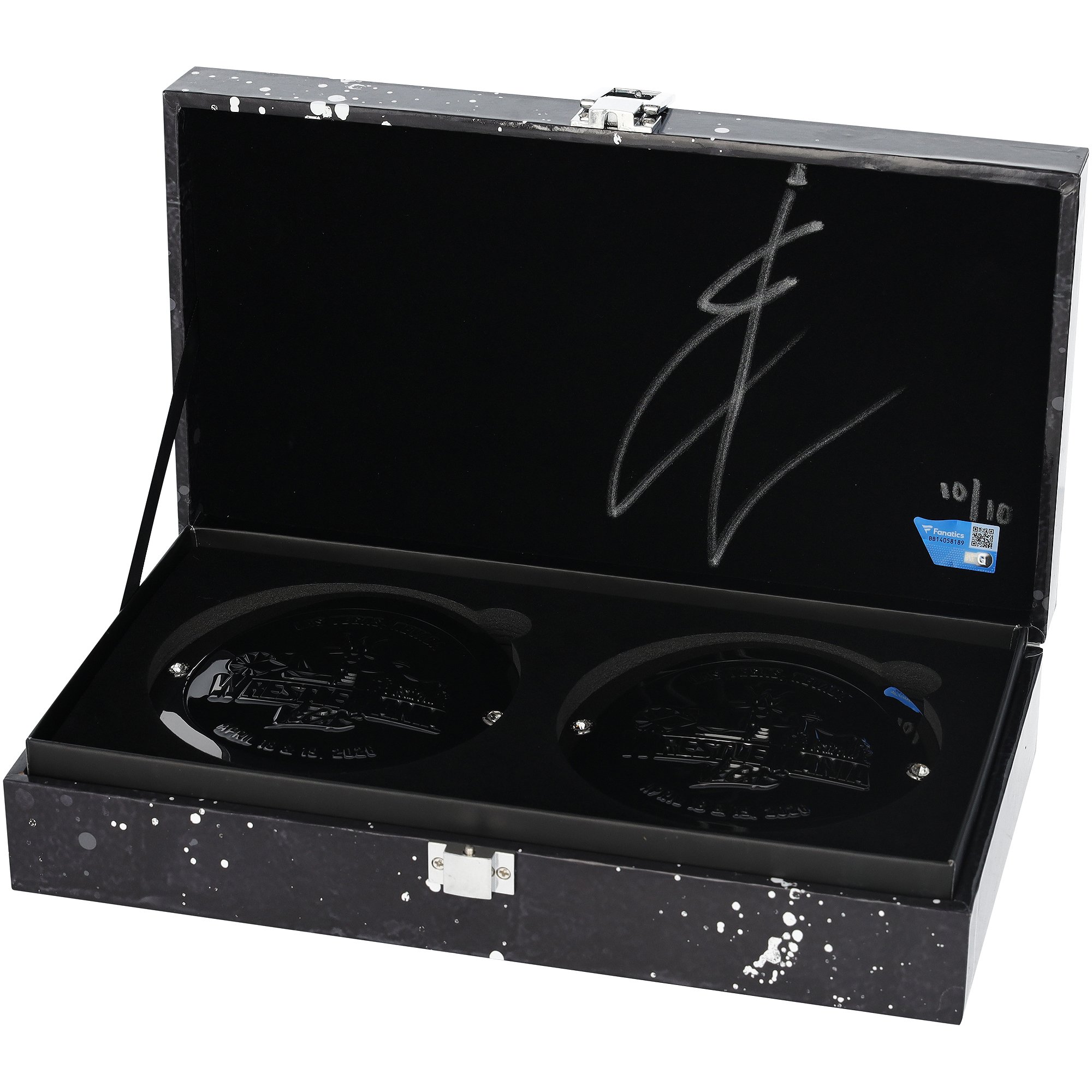 Becky Lynch WWE Autographed WrestleMania 42 Side Plate Set In Gift Box - Limited Edition #10/10