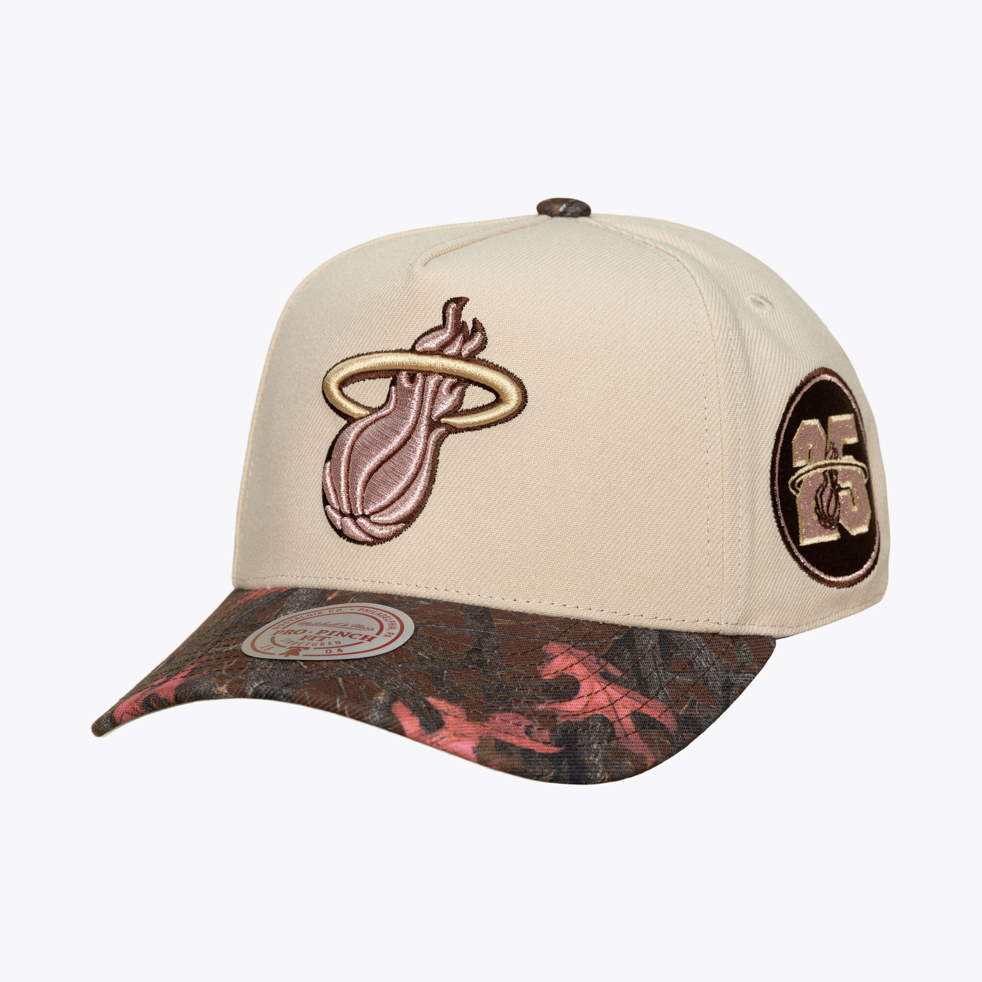 Unisex Mitchell & Ness  Cream Miami Heat Fall Pink Pro Snapback Hat