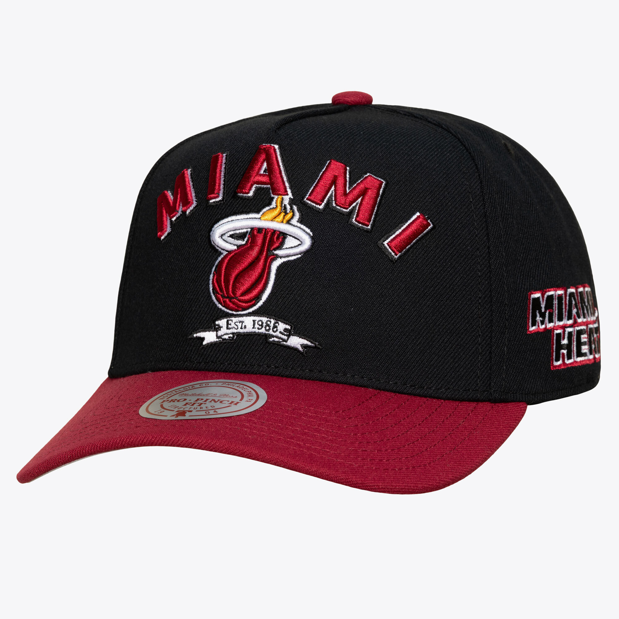 Men's Mitchell & Ness Black Miami Heat True Legacy Pro Snapback Hat