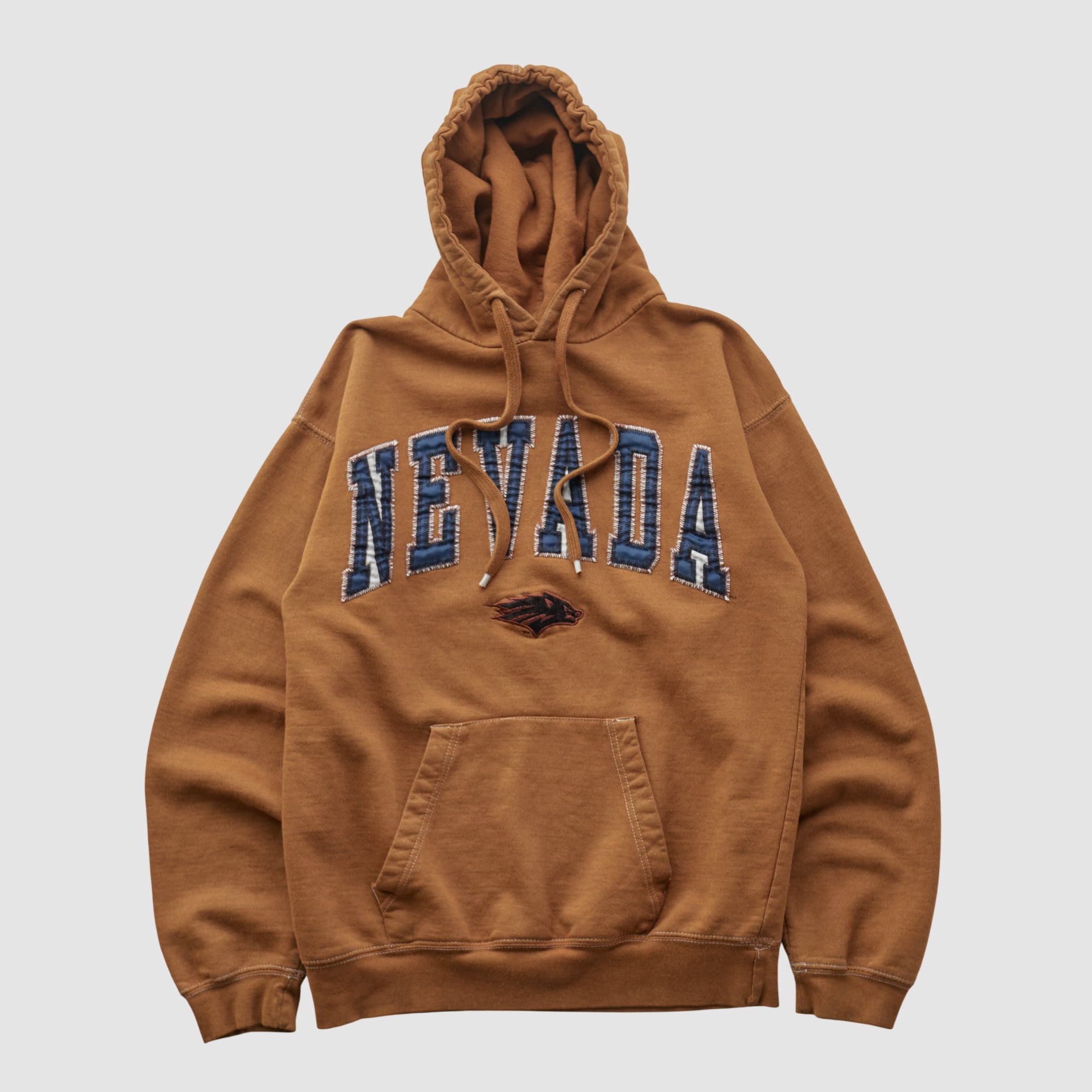 Nevada Wolf Pack Old Varsity Brand 2010s Hooded Pullover Sweatshirt - Clay - XXS by Fanatics Real Vintage