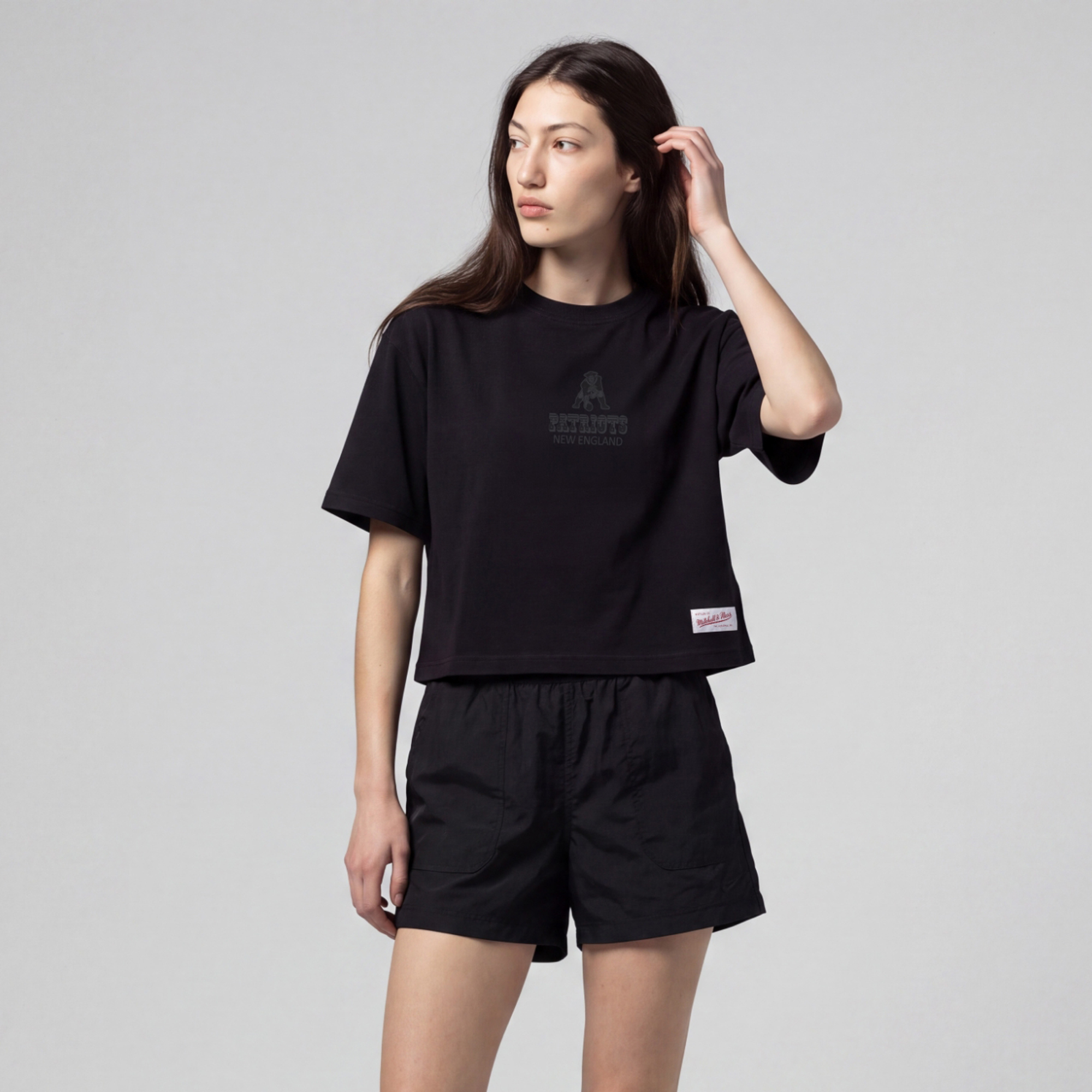 Women’s Mitchell & Ness Black New England Patriots Core Essentials Micro Logo Boxy Crop T-Shirt Women’s Mitchell & Ness Black New England Patriots Core Essentials Micro Logo Boxy Crop T-Shirt