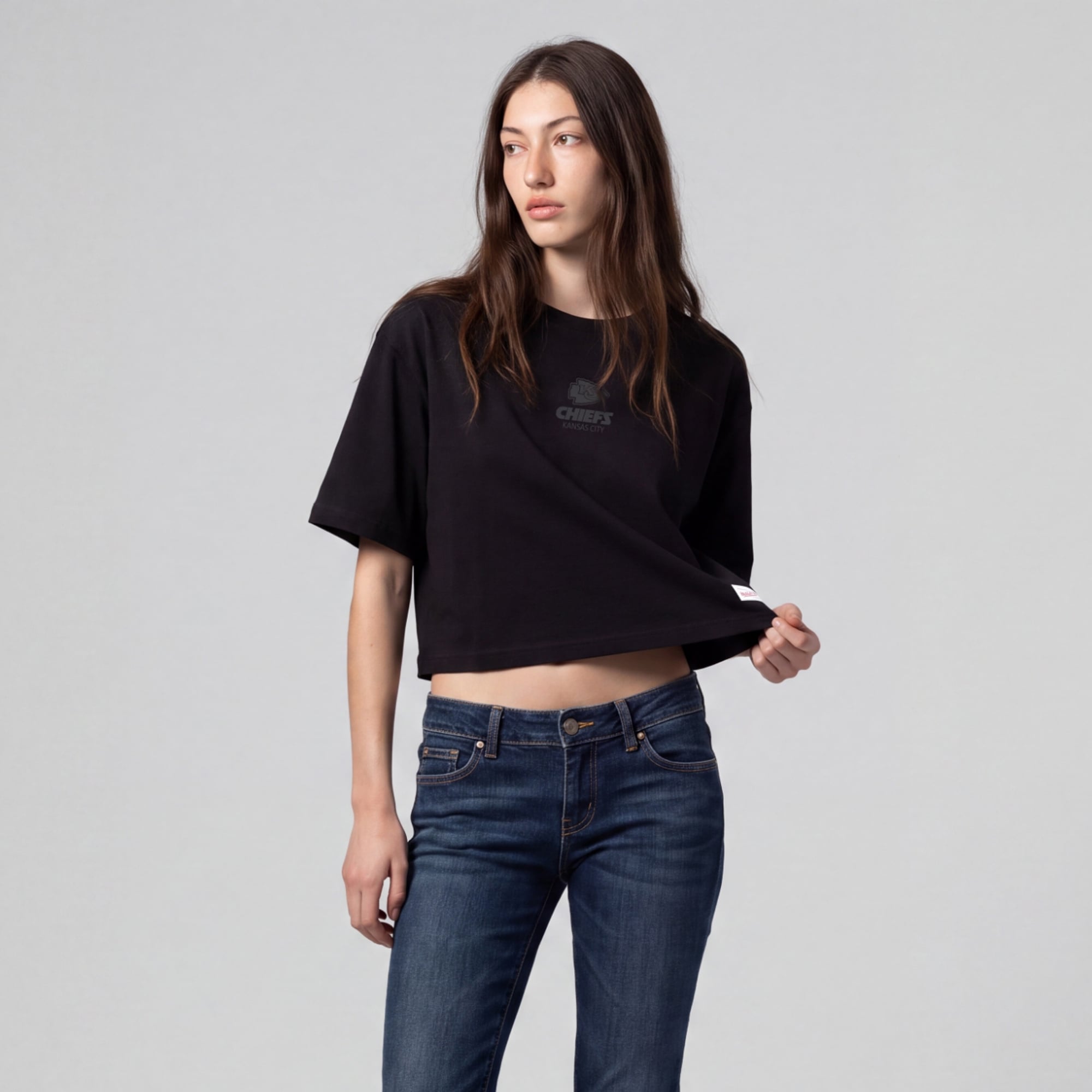 Women's Mitchell & Ness Black Kansas City Chiefs Core Essentials Micro Logo Boxy Crop T-Shirt