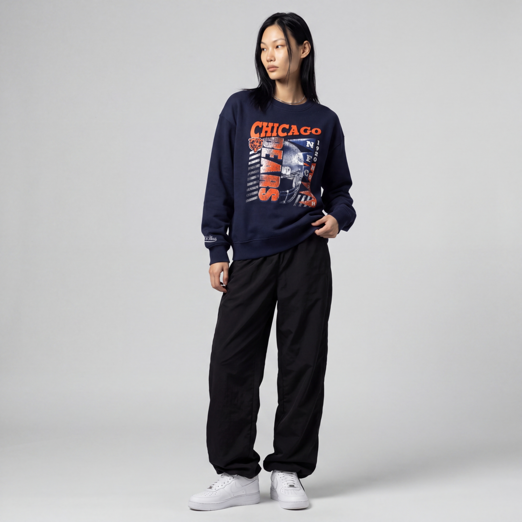 Women's Mitchell & Ness  Navy Chicago Bears Street Graphic Crewneck Sweatshirt