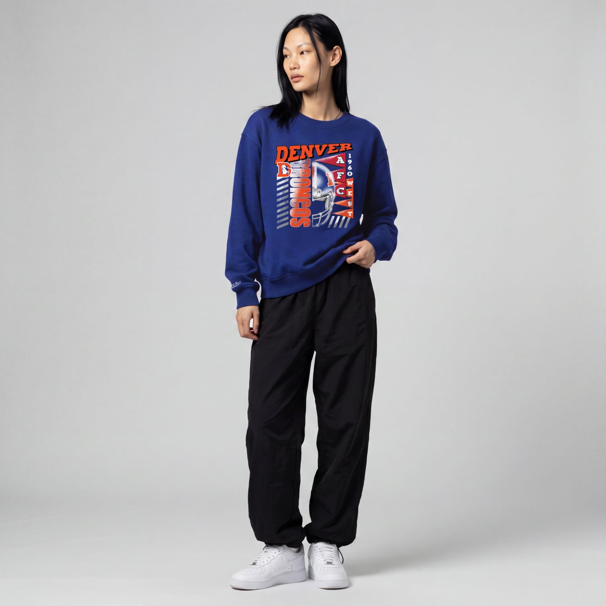 Sweat-shirt à col rond Mitchell & Ness Royal Denver Broncos pour femme