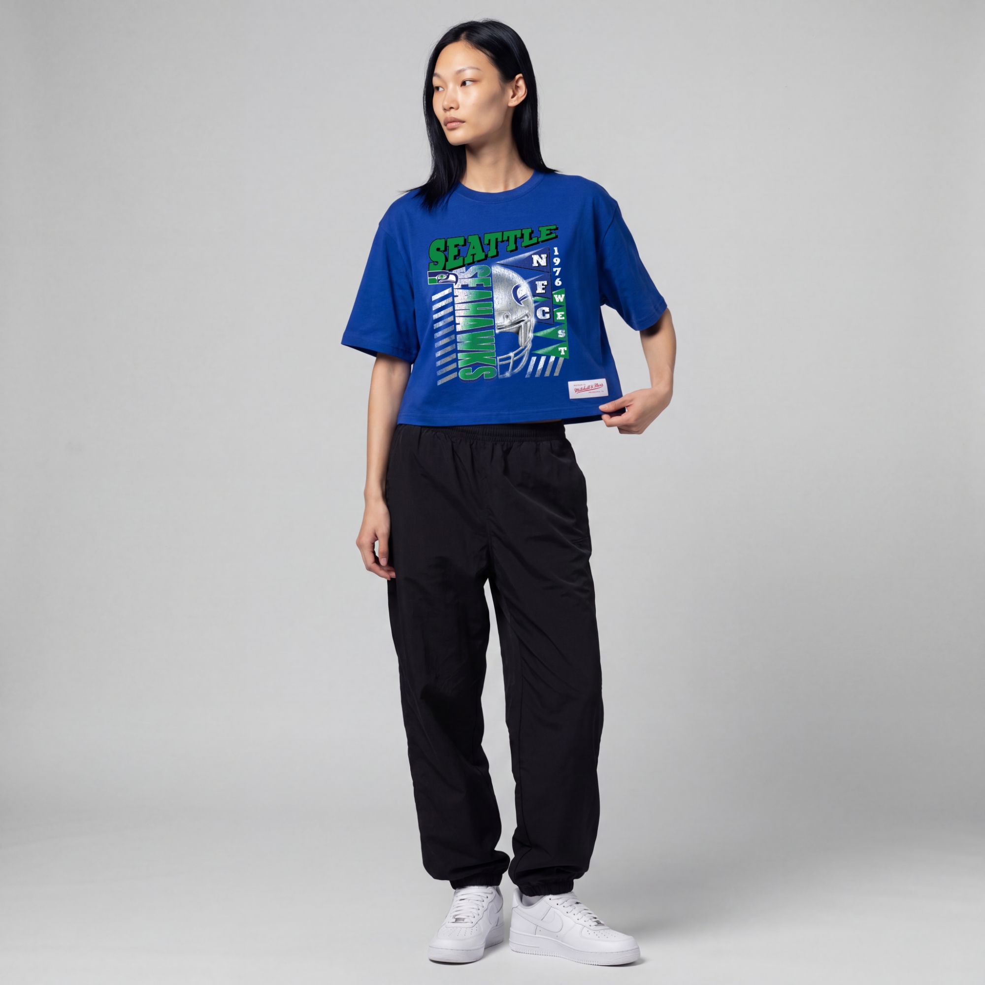 Mitchell & Ness Women's Royal Seattle Seahawks Street Graphic Boxy Cropped T-Shirt - Royal