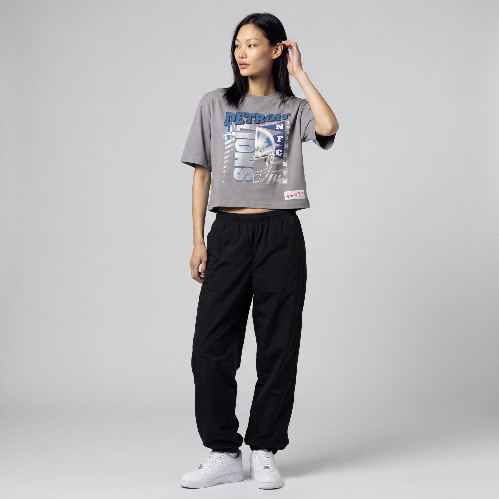 Women's Mitchell & Ness  Gray Detroit Lions Street Graphic Boxy Cropped T-Shirt