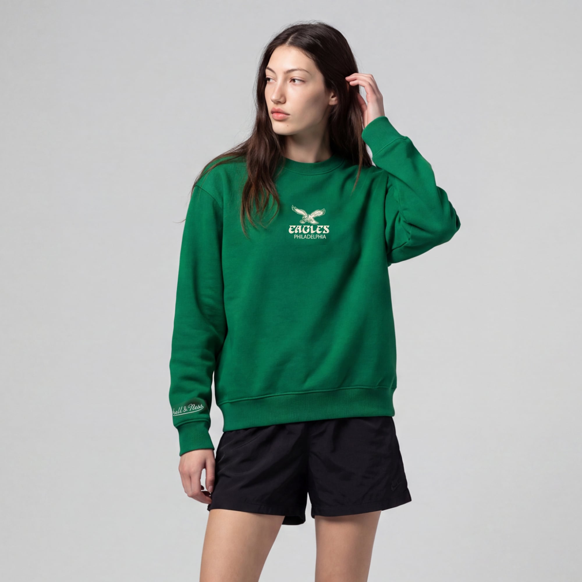 Sudadera de felpa Mitchell & Ness para mujer, color verde Kelly, con el logo micro de los Philadelphia Eagles.