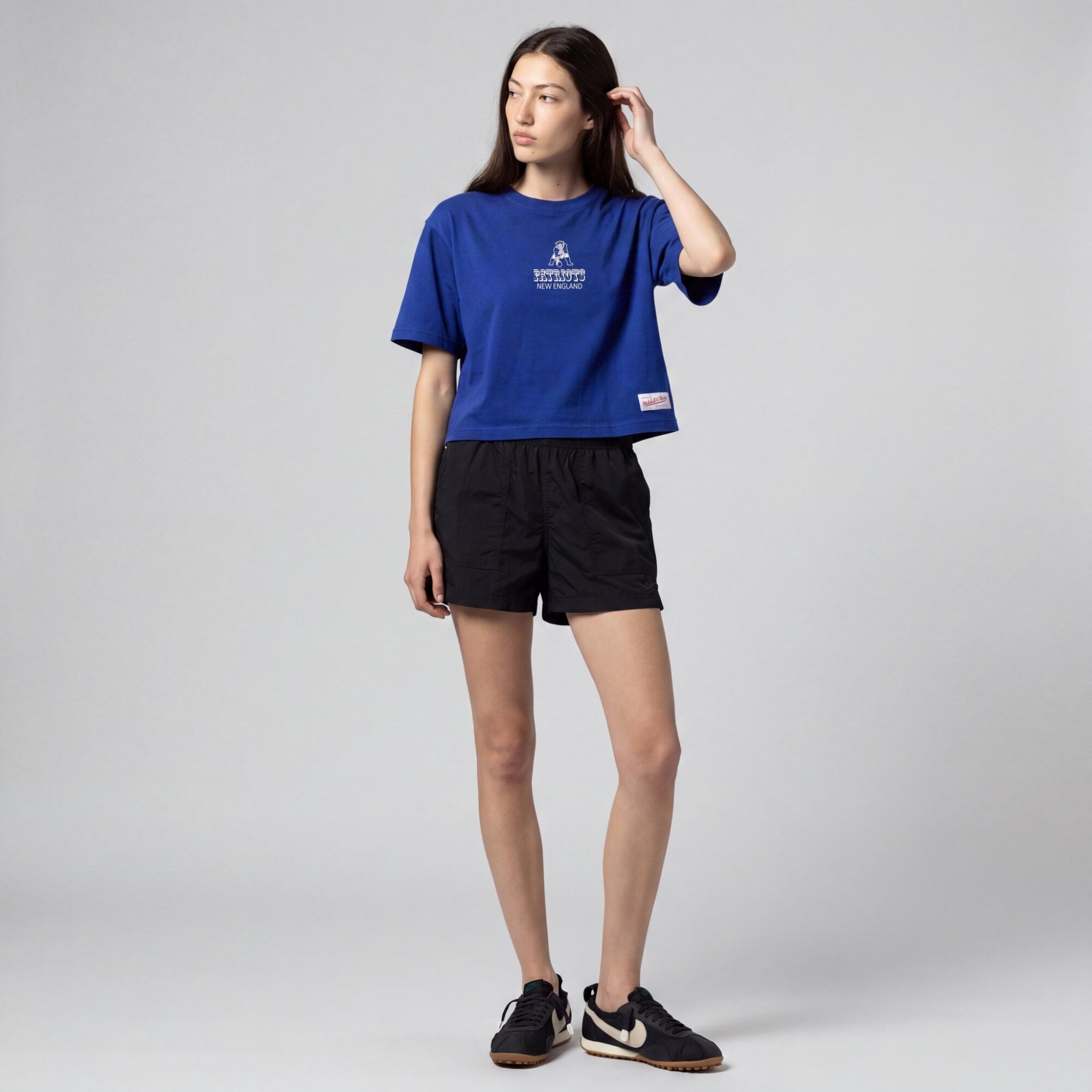 Mitchell & Ness Royal New England Patriots Core Essentials Micro Logo Boxy Crop T-Shirt für Damen